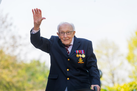 британія ветеран мур медик кіно