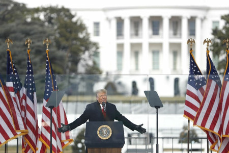 социальная сеть блокировка аккаунт президент сша трамп